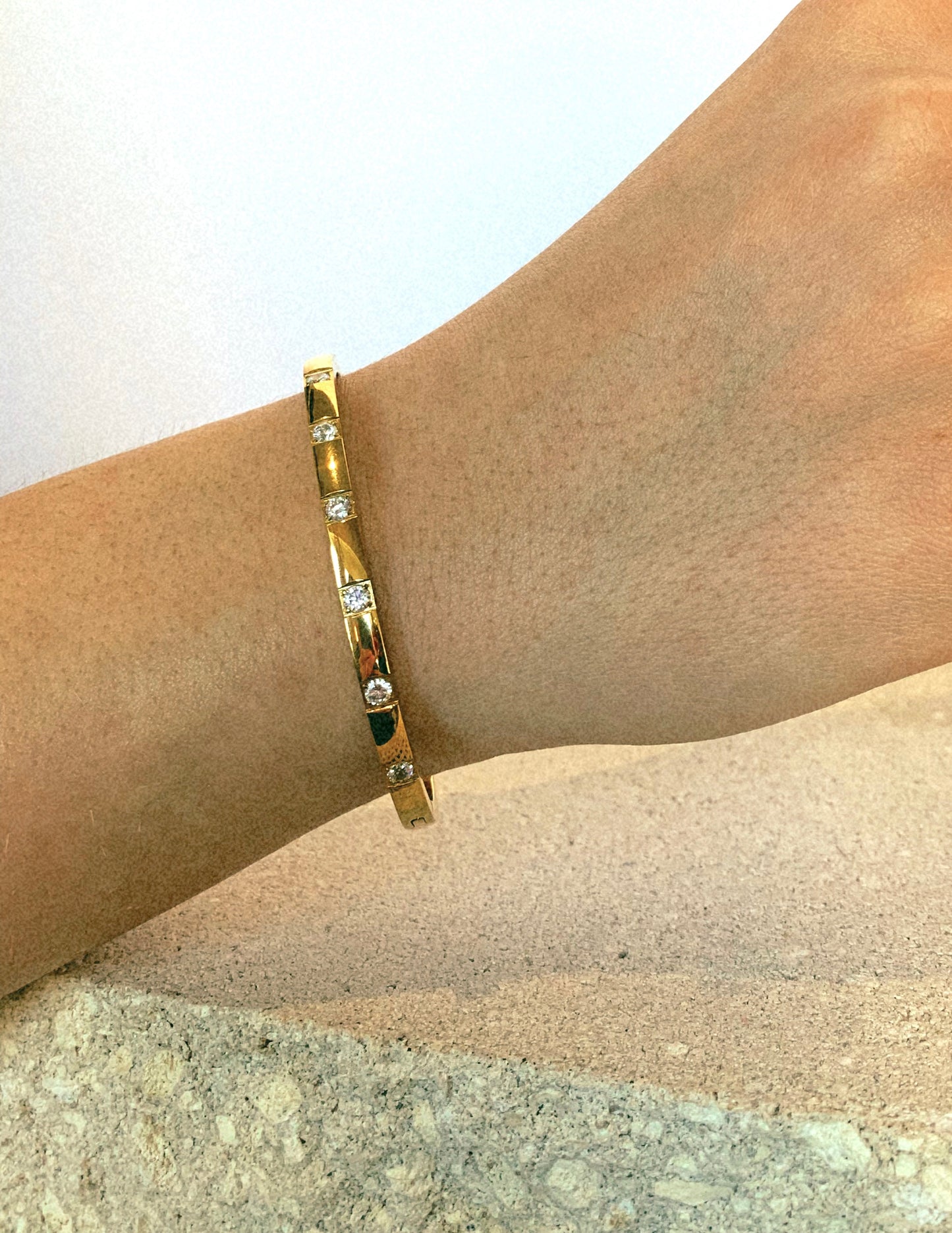 CHANSUTTPEARLS- The Dainty Diamond Bangle