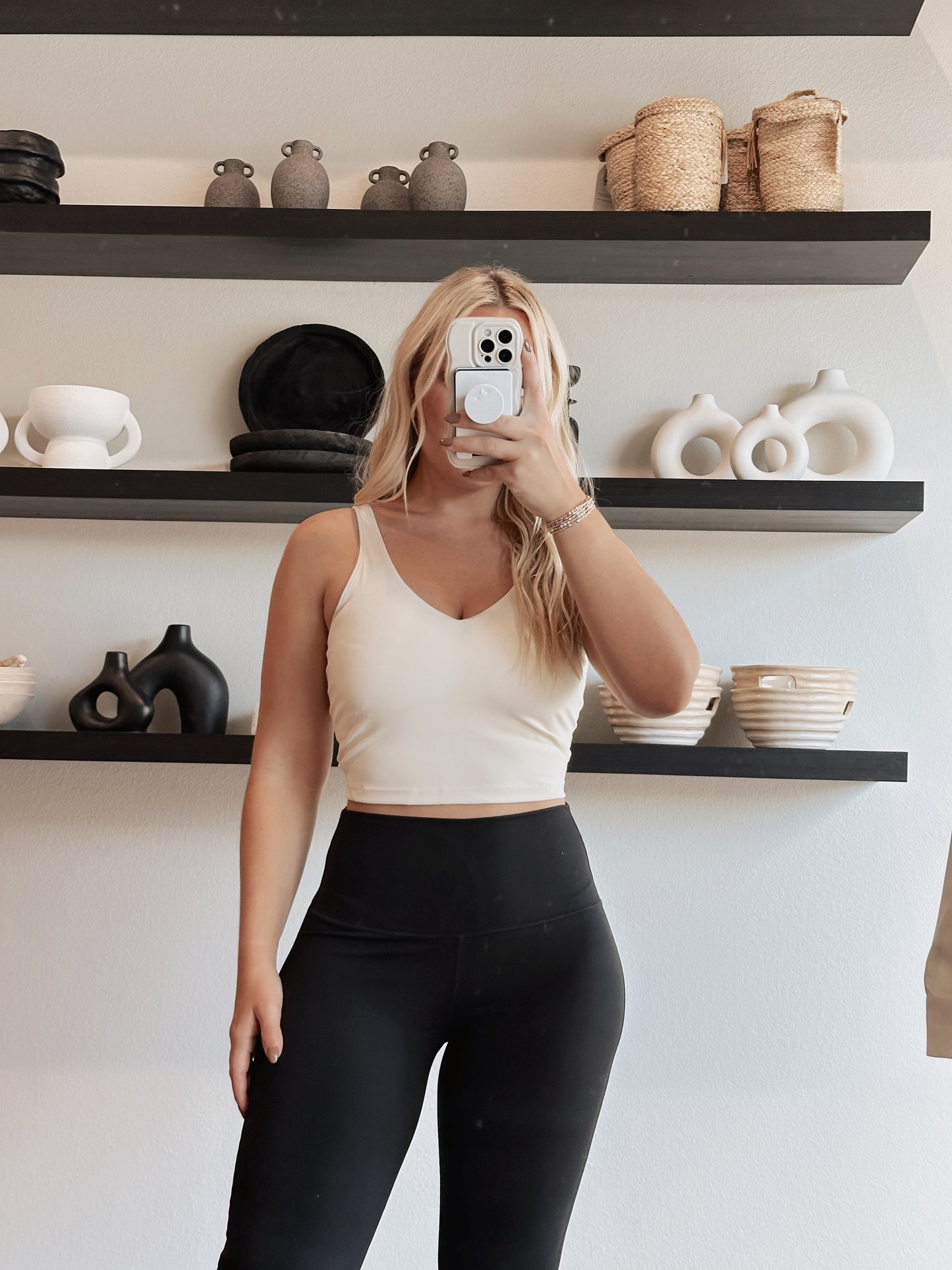 Active Vibe Aligned Cropped Tank Top