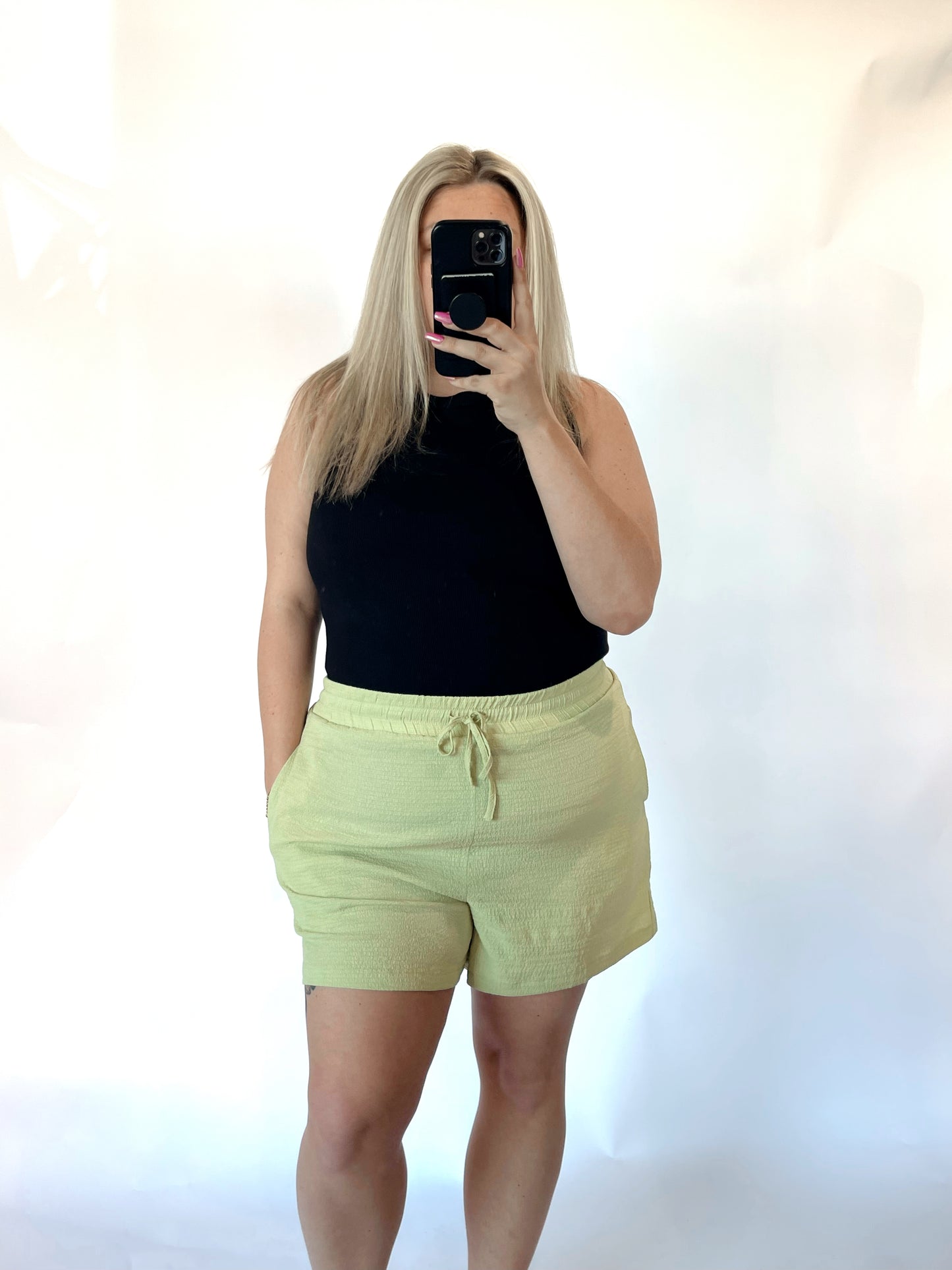 Tropical Breeze Drawstring Shorts- Curves (XL-2XL)